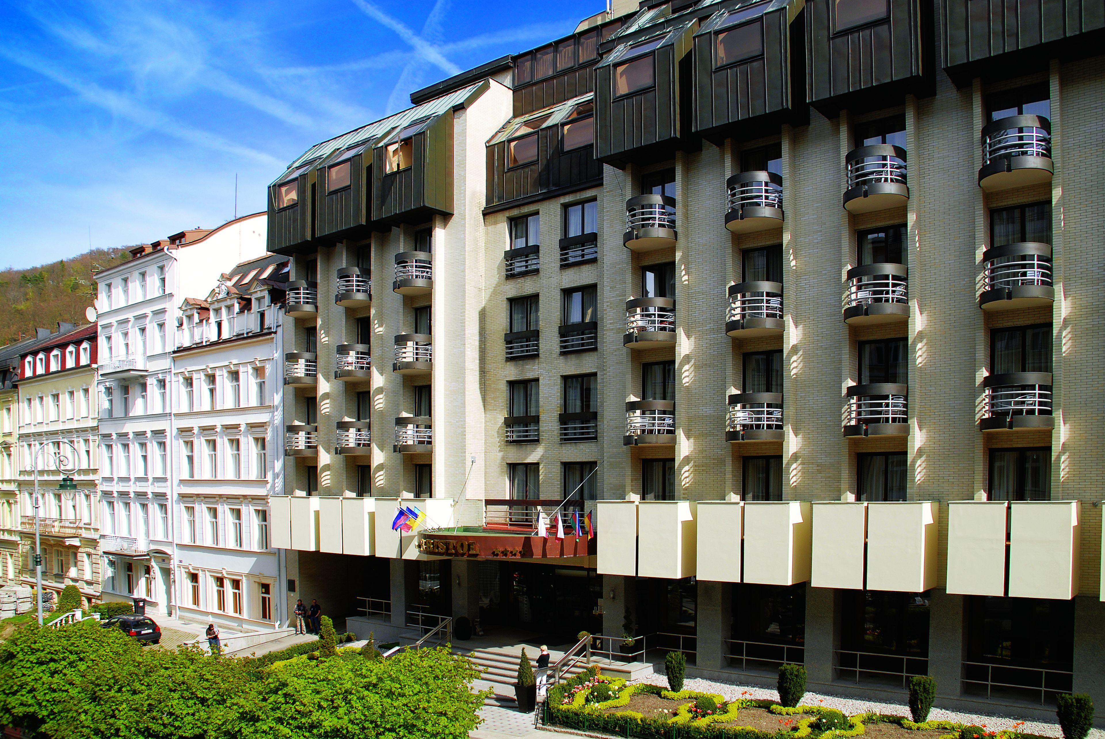 4 Resort Hotely v Centru Karlových Varů: Průvodce Pro Rozhodování